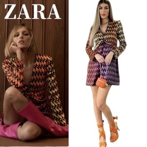 Zara Festival Hippie Geometric Print Beaded Deep V-Neck Mini Dress Size Small‎